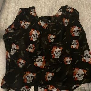 Torrid 3x sheer/skull button up back shirt